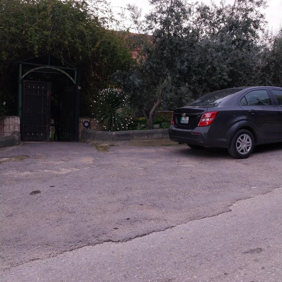 بيت الطبيعة Nature House Jarash Esterno foto