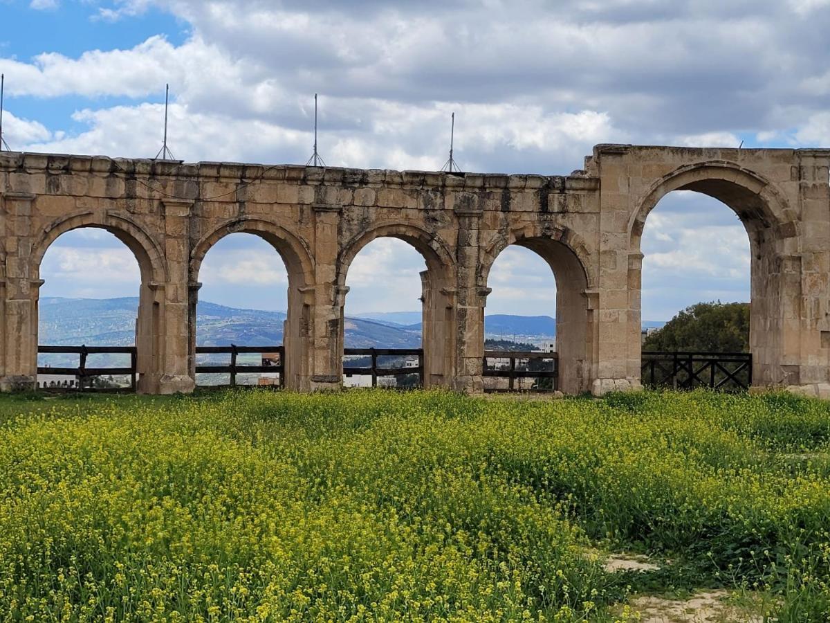 بيت الطبيعة Nature House Jarash Esterno foto