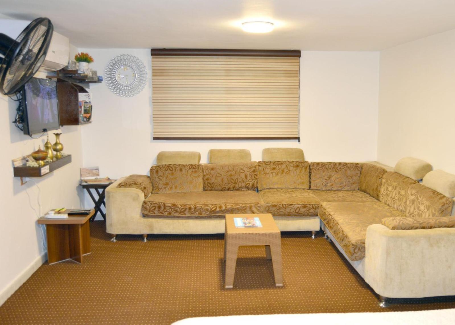 بيت الطبيعة Nature House Jarash Esterno foto