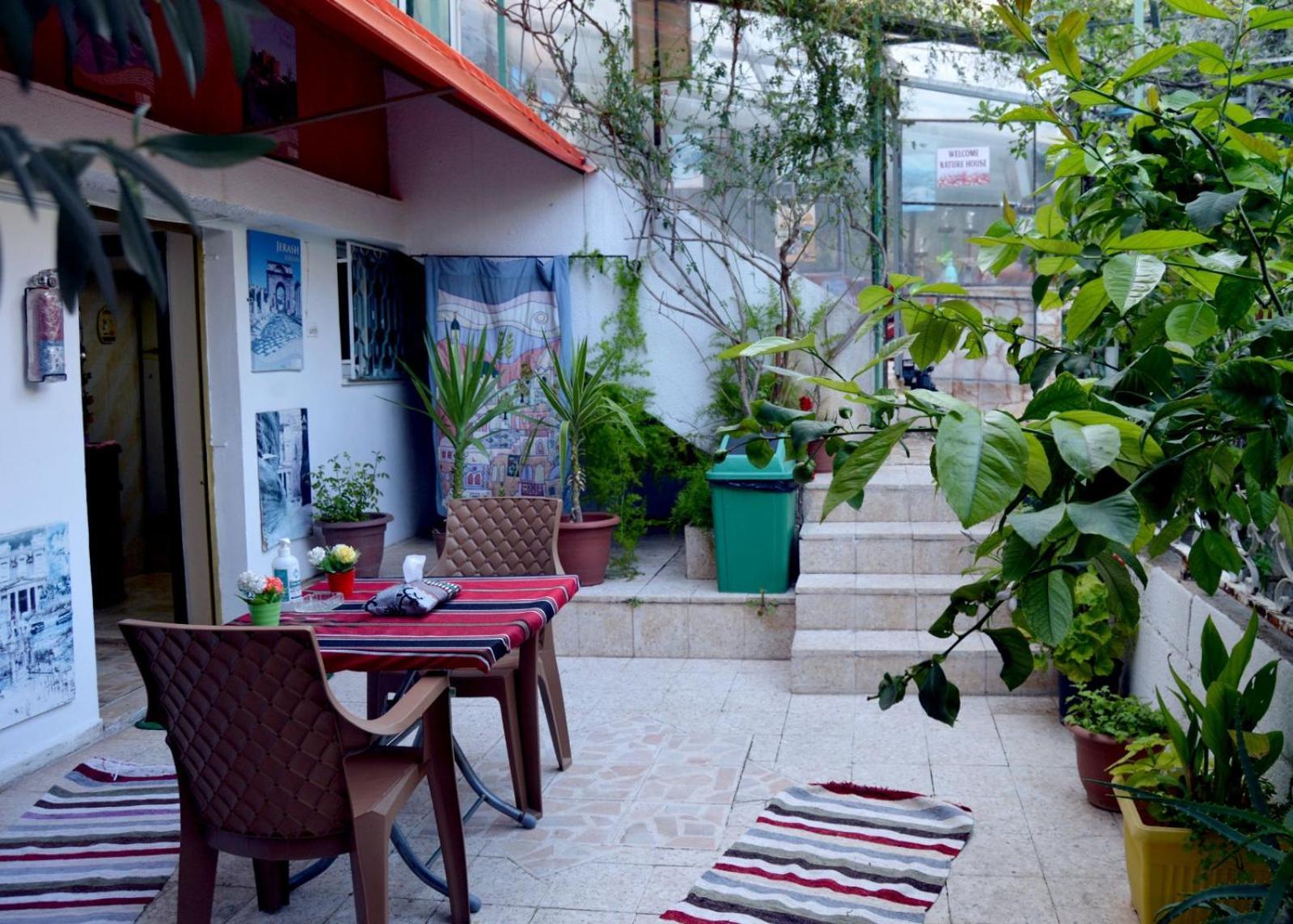 بيت الطبيعة Nature House Jarash Esterno foto